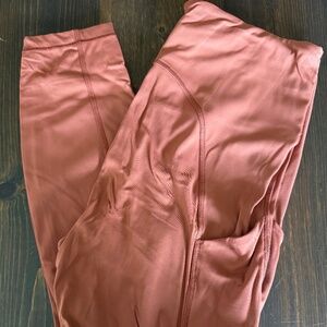 Ultimate Stash Pocket Tight Legging